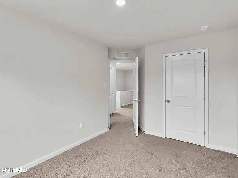 22 Forest Park Dr — Photo 14