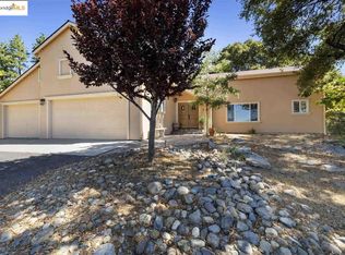 21916 Phoenix Lake Rd, Sonora, CA 95370
