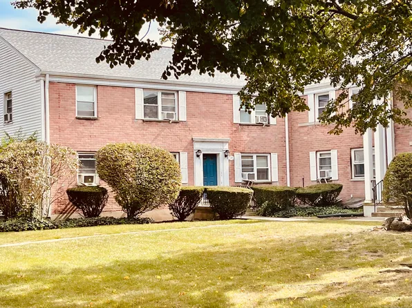 231 Seaton Rd 2, Stamford, CT 06902
