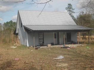 23 Dolly Dr, Carriere, MS 39426