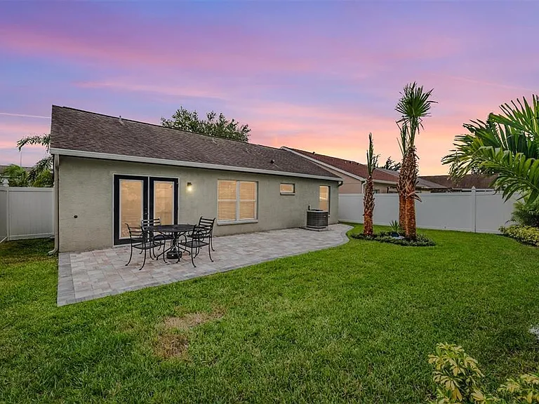 4208 Pine Isle Dr — Photo 32