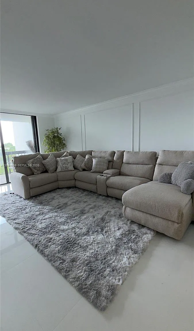 1 bed, 930 sqft, $3,550 — Photo 1