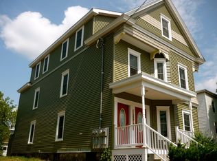 156 Riverside St #2, Lowell, MA 01854