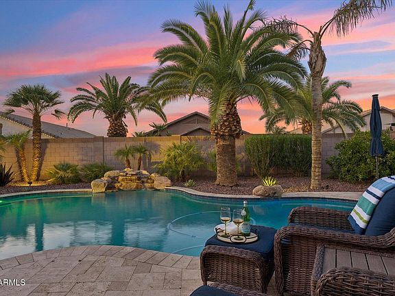 4th image of 3092 E BELLERIVE Drive