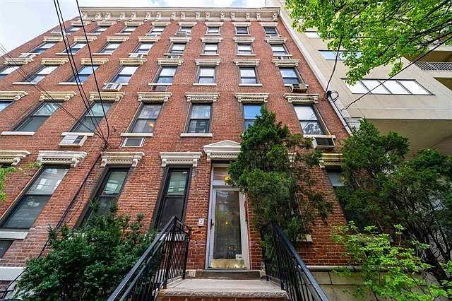 70 Park Ave #3 — Photo 13
