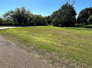 103 Oak Ridge Rd, Mabank, TX 75156