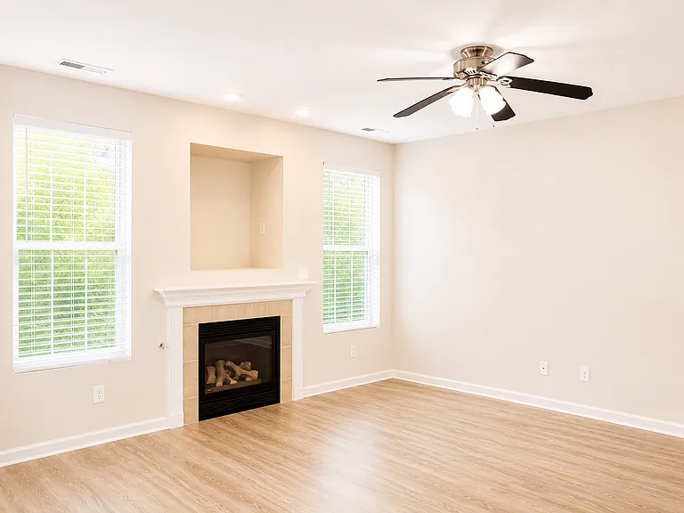 10902 Perry Pear Dr — Photo 7