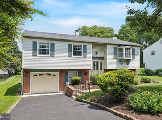 675 Bender Dr, Upper Chichester, PA 19014