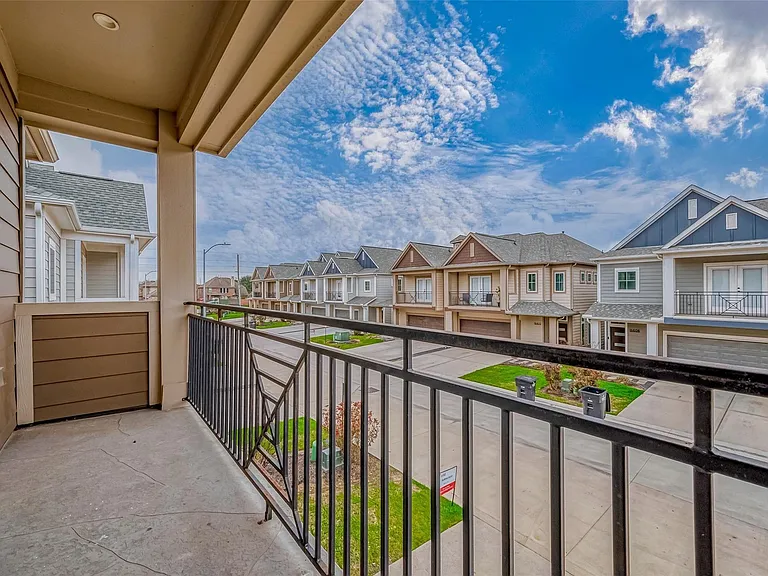 16531 Oasis Meadow Ln — Photo 24