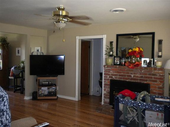 3rd image of 335 Johnson Ave