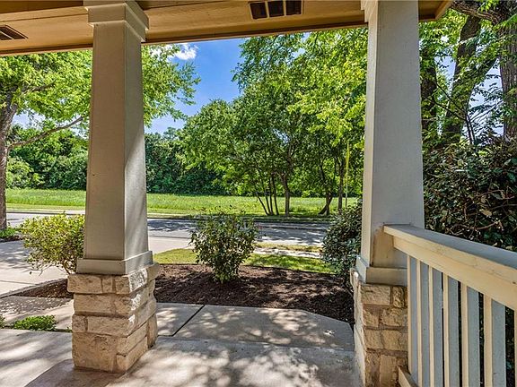 4th image of 2308 Sweet Clover Dr