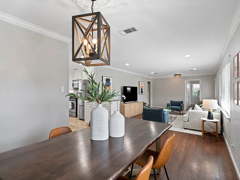 10615 Larchfield Ln — Photo 8
