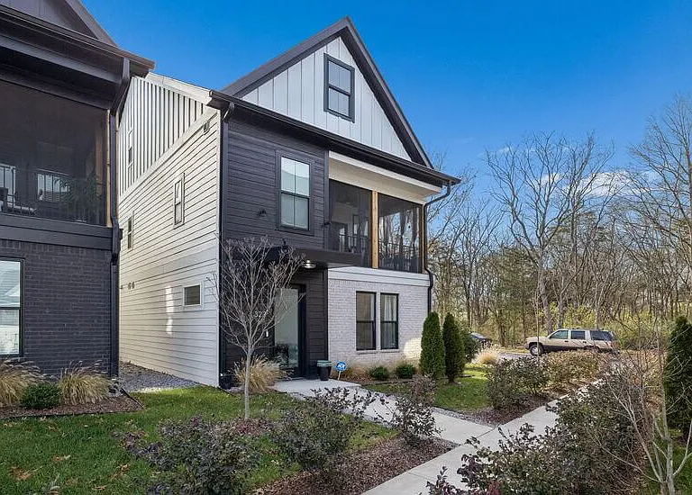 Side view of this furnished rental in Nashville