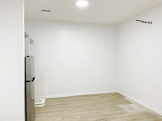 5th image of 430 77th St #2B