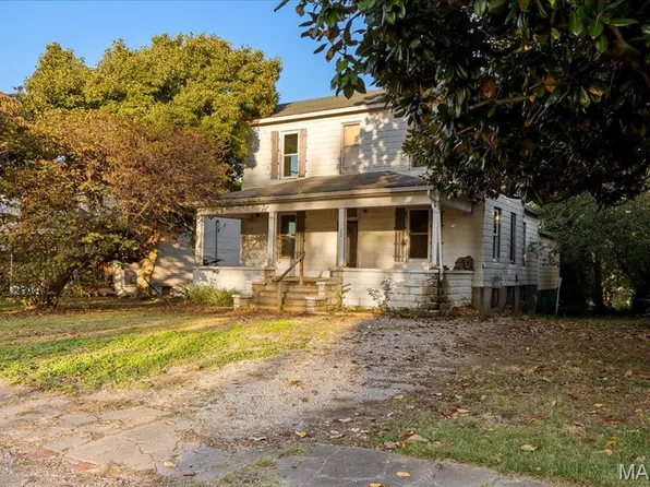 360 N Vine St, Du Quoin, IL 62832