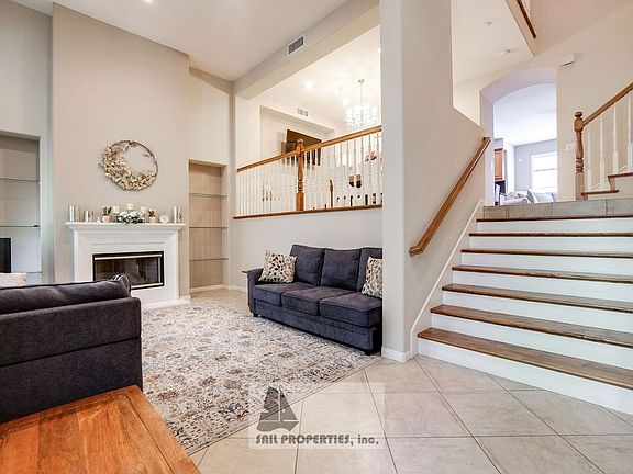 5th image of 6251 Pacific Pointe Dr