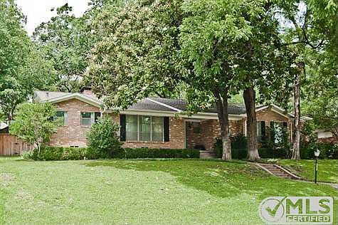 2nd image of 6919 Blackwood Dr