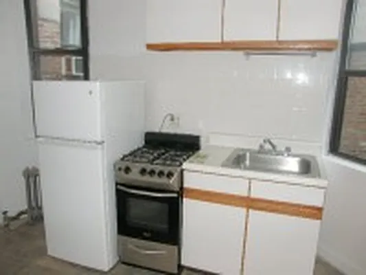 Rented by DSA Realty | media 38