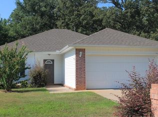 28 Weatherwood Dr, Ward, AR 72176