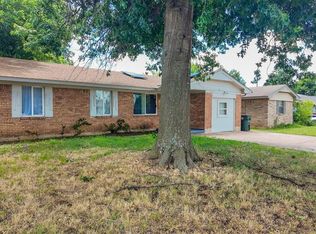 9424 NE 14th St, Midwest City, OK 73130