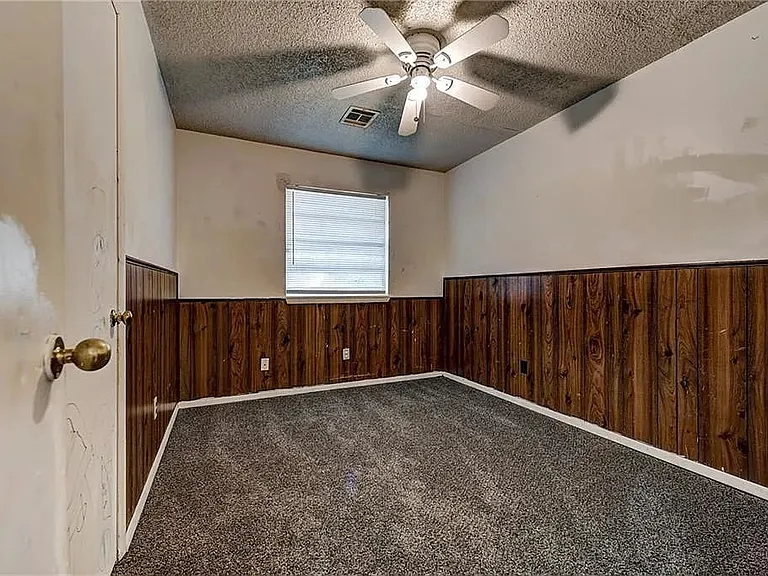 1317 McGregor Dr — Photo 13