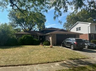 800 School Ave, Matteson, IL 60443