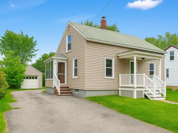7 Vincent Avenue, Biddeford, ME 04005