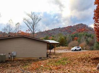 5837 Snowbird Rd, Robbinsville, NC 28771