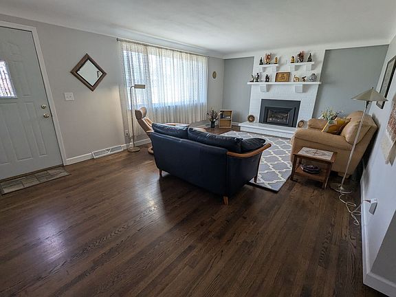 3rd image of 9544 O'Leary Dr