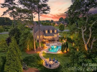 701 Copper Tree Ln, Waxhaw, NC 28173