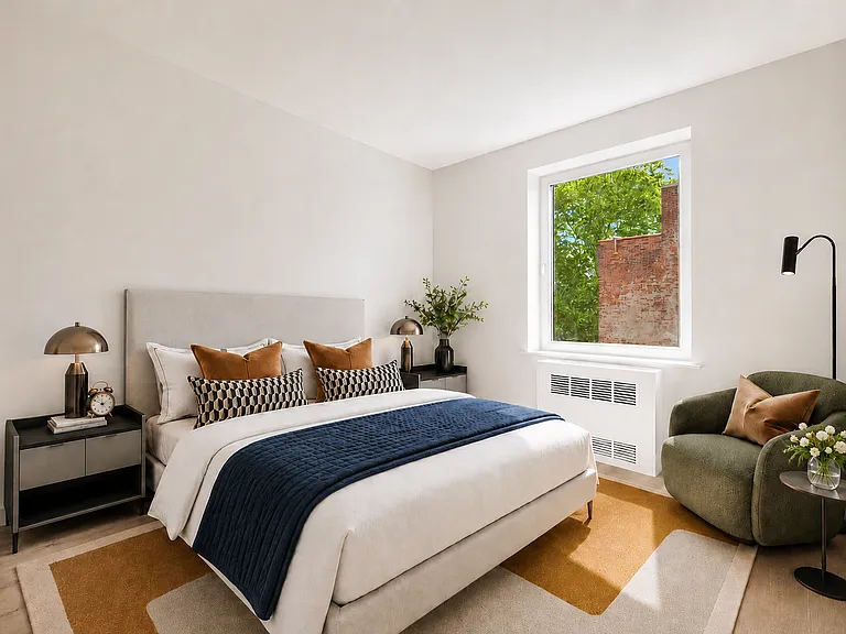 1861 Amsterdam Ave #402 — Photo 4