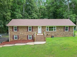 9441 Trails End Rd, Midlothian, VA 23112