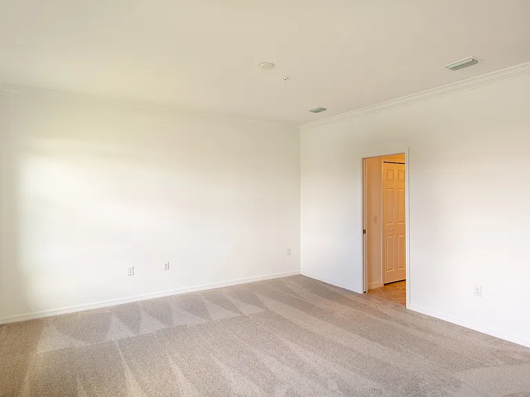 20450 Lagente Cir — Photo 8