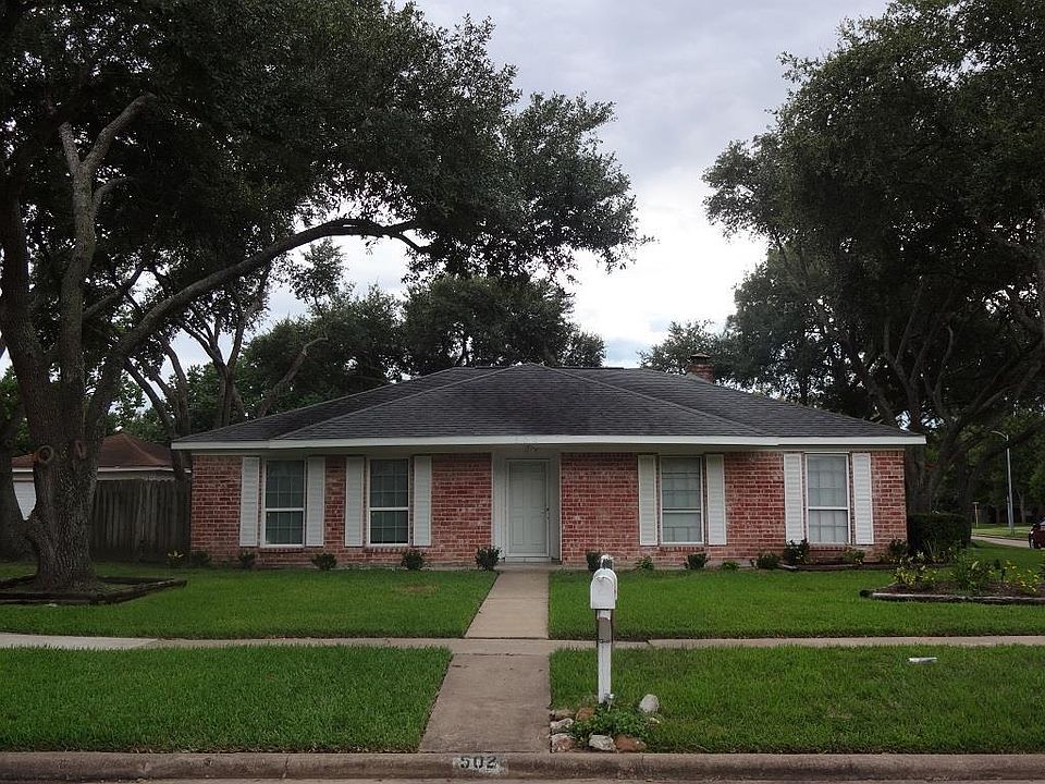 1st image of 502 Pickford Dr
