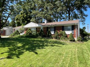 119 Bellechasse Dr, Chesterfield, MO 63017