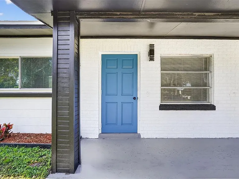3034 Touraine Ave — Photo 3