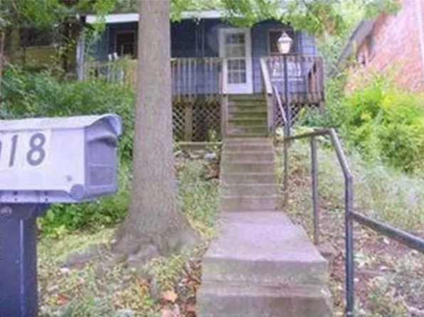 1918 Laketon Rd, Pittsburgh, PA 15221