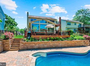 3069 Riverview Rd, Riva, MD 21140