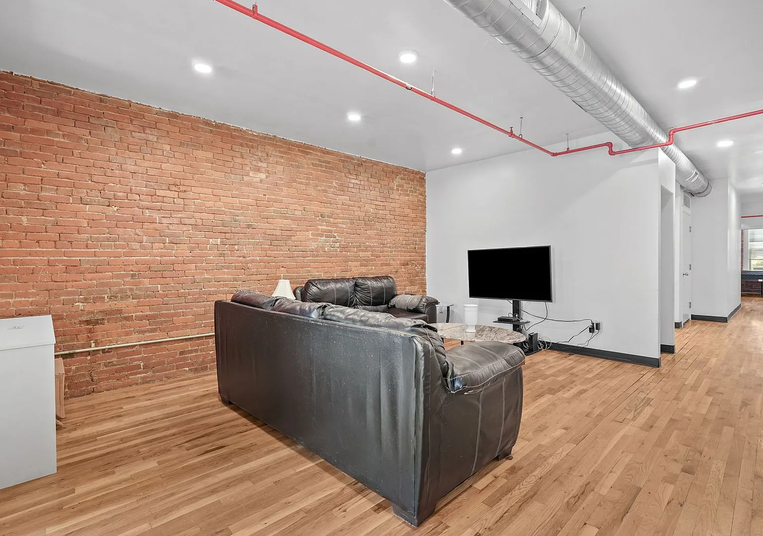 215 State St — Photo 2