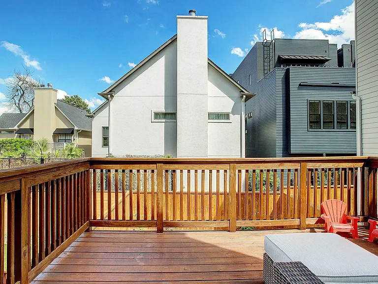 618 Asbury St — Photo 30