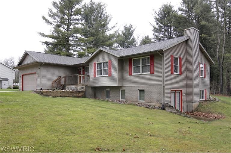 1st image of 27555 Rolling Pines Ct