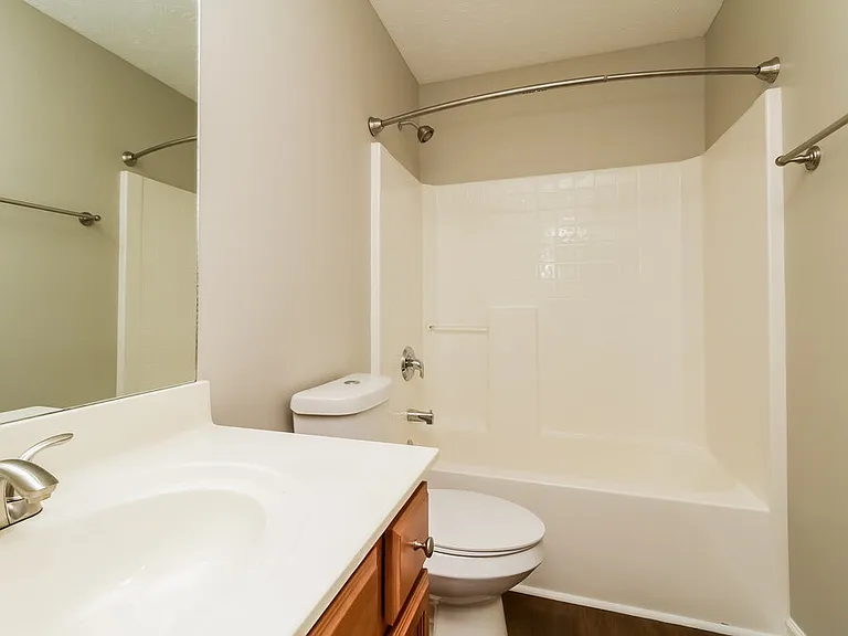 1404 Priestshore Bay — Photo 15