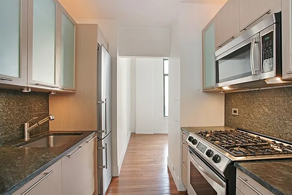 Rented by Nest Seekers International | media 5