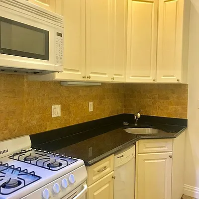 Rented by Zumper Inc | media 3