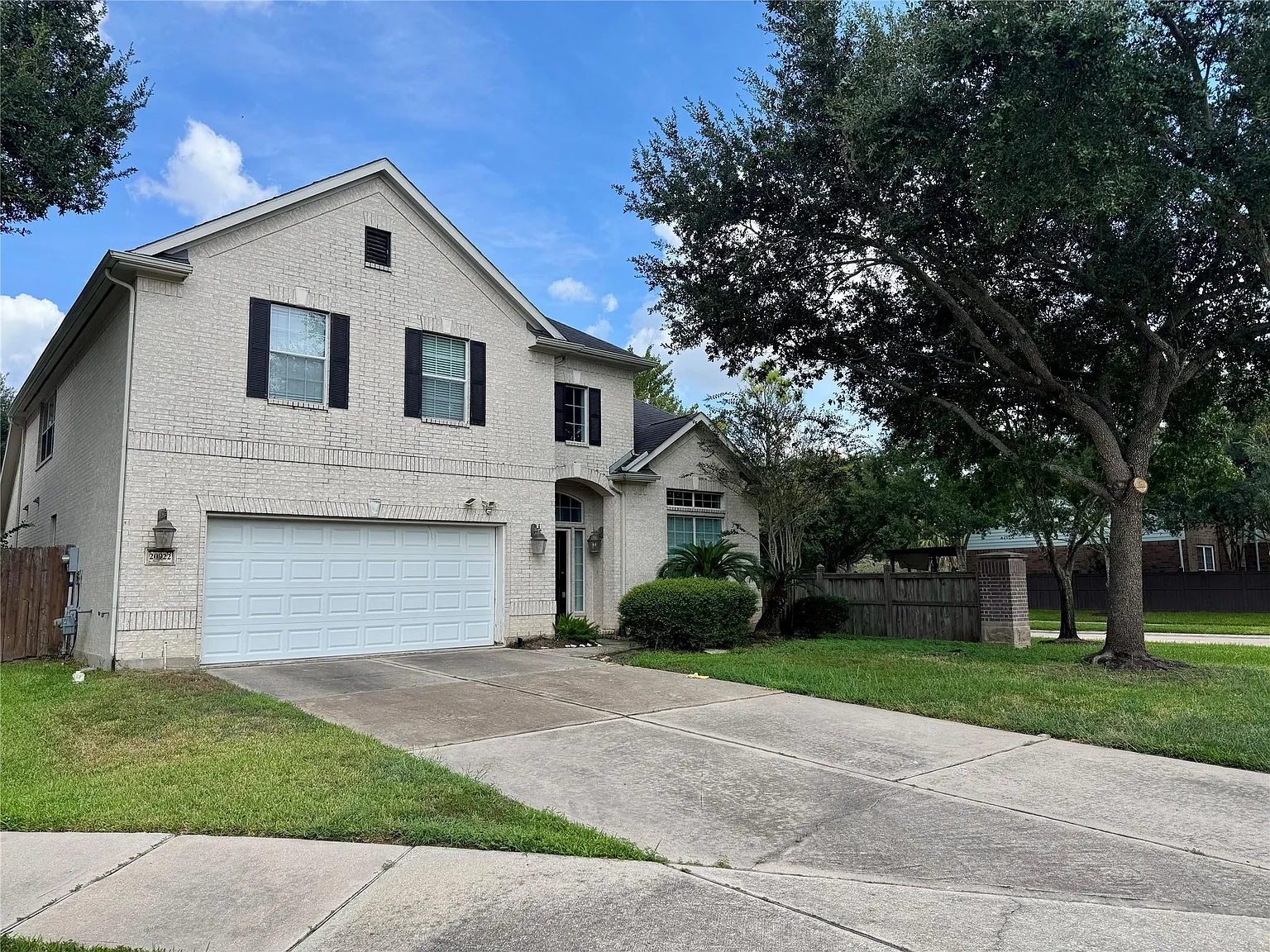 4 bed, 2.5 bath, 3014 sqft, $2,800 — Photo 2