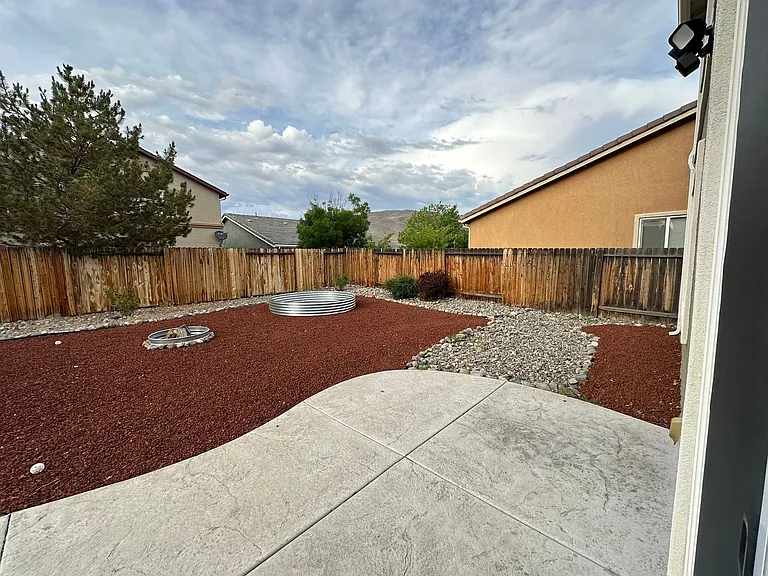 1985 Peaceful Valley Dr — Photo 10