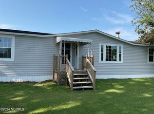302 Laurie Ellis Rd, Winterville, NC 28590