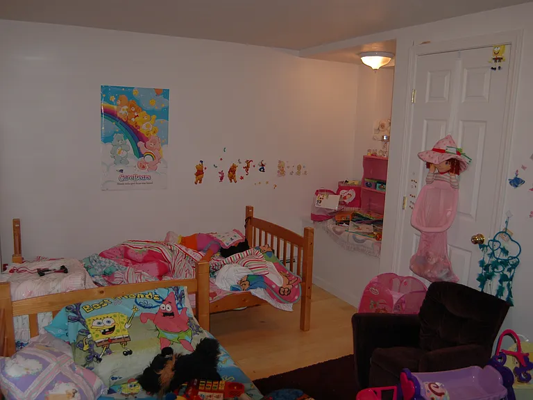 2nd Bedroom