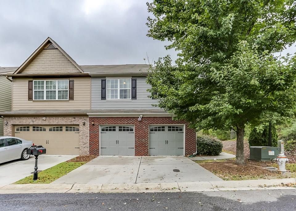1st image of 2376 Whiteoak Way SE
