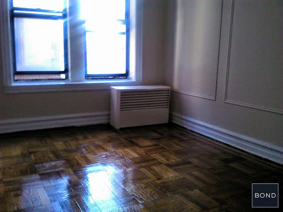 2nd image of 57 Avenue O APT C5
